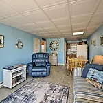 Bright Ocean City Escape With Direct Beach Access!