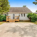 Captain\'S Cottage