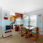 Oceanaire 104