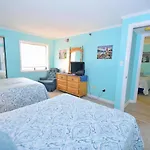 Bay Princess 211