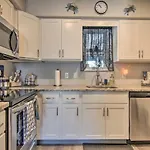 Airy Ocean City Condo On Canal Front With Deck!