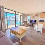 Ocean Views * Private Balcony * Elevator