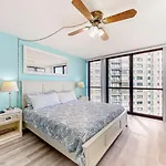Golden Sands 701