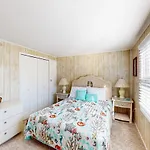 Sea Loft 210