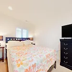 St Kitts 102