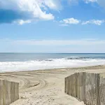 Ocean City Studio With Balcony - Steps To Boardwalk!