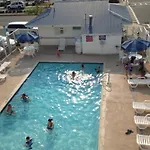 Thunderbird Beach Motel