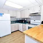 Shore Lea 102
