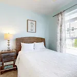 Broad Marsh 111B