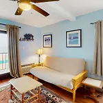 Decatur House 305