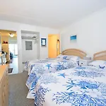 Worcester House 503