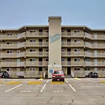 Beachfront Ocean City Condo With Balcony And Views