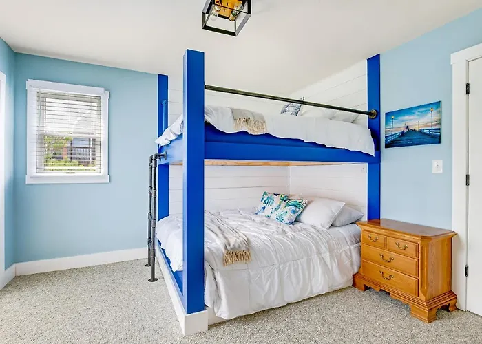 Captain\'S Cottage