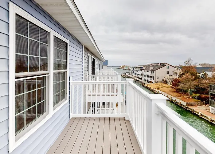 Island Cove Unit E