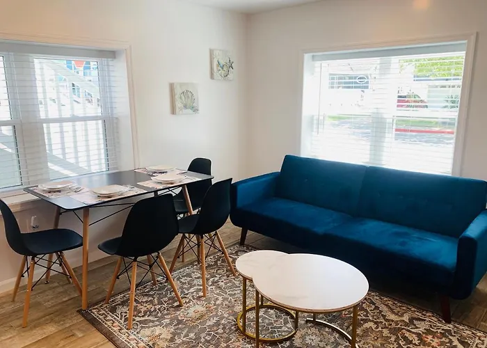 Blue Diamond Apt 26Th St Unit 1