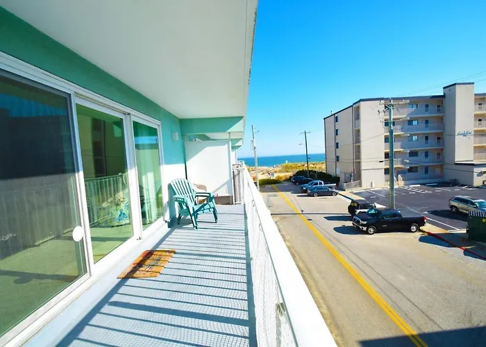 Surfwood 203 Condo