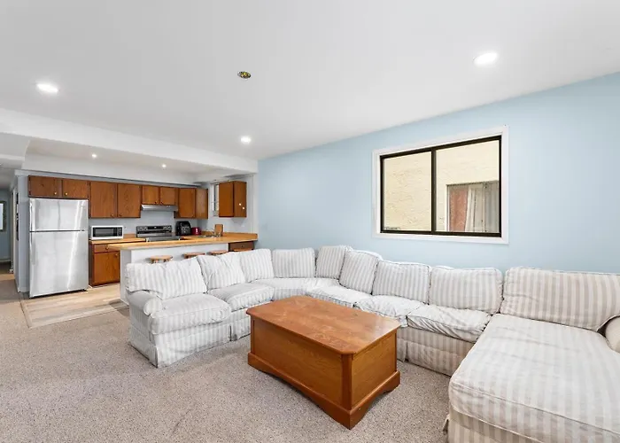 Lighthouse Village 311