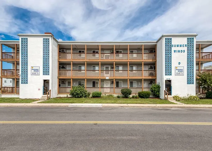 Dolphin Manor