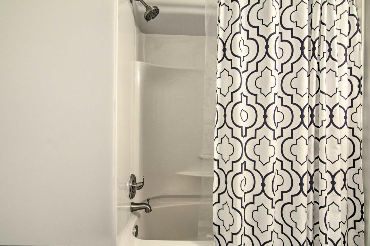 Apartment Ocean With Balcony - Walk To The Beach! Ocean City