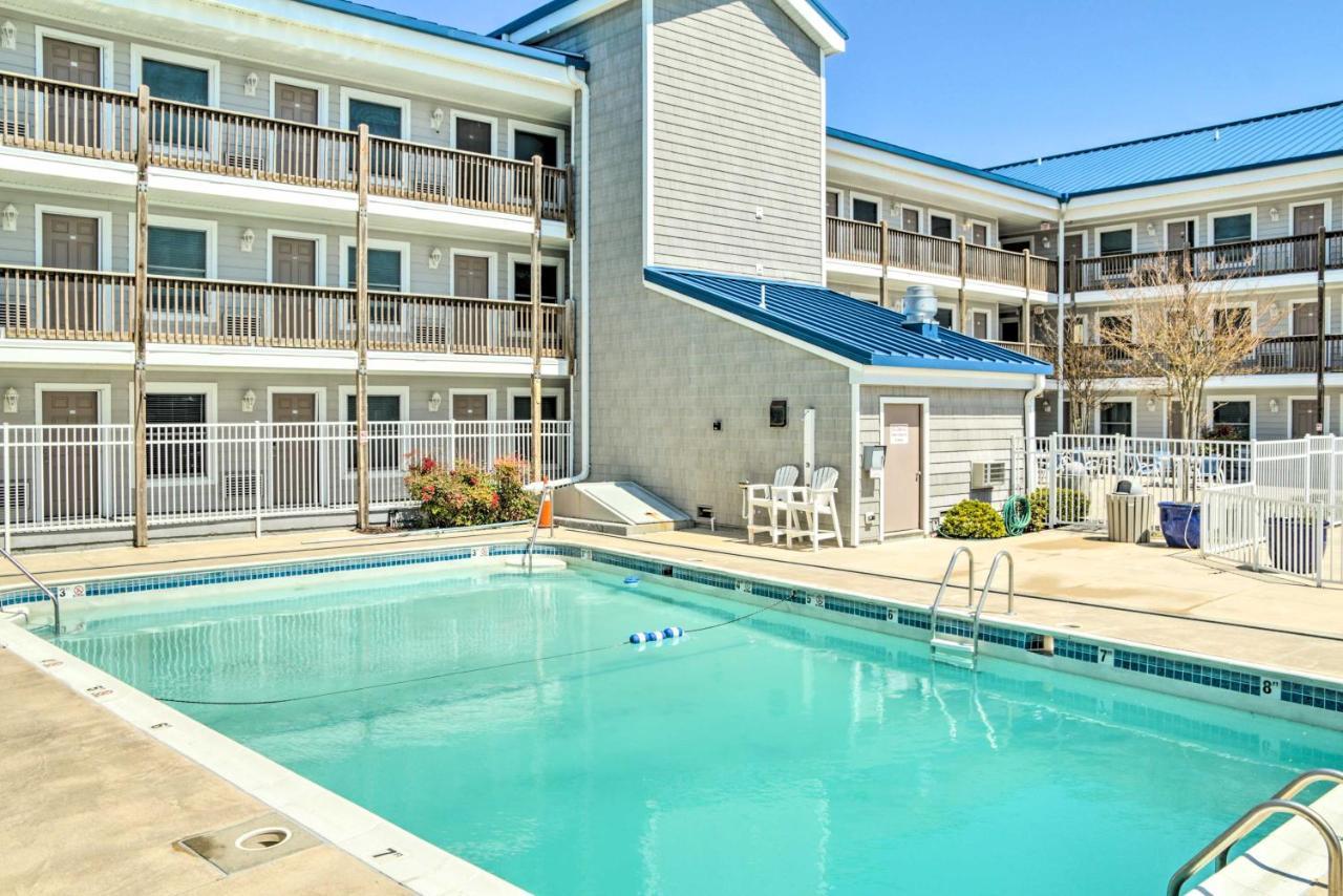 Ocean With Balcony - Walk To The Beach!