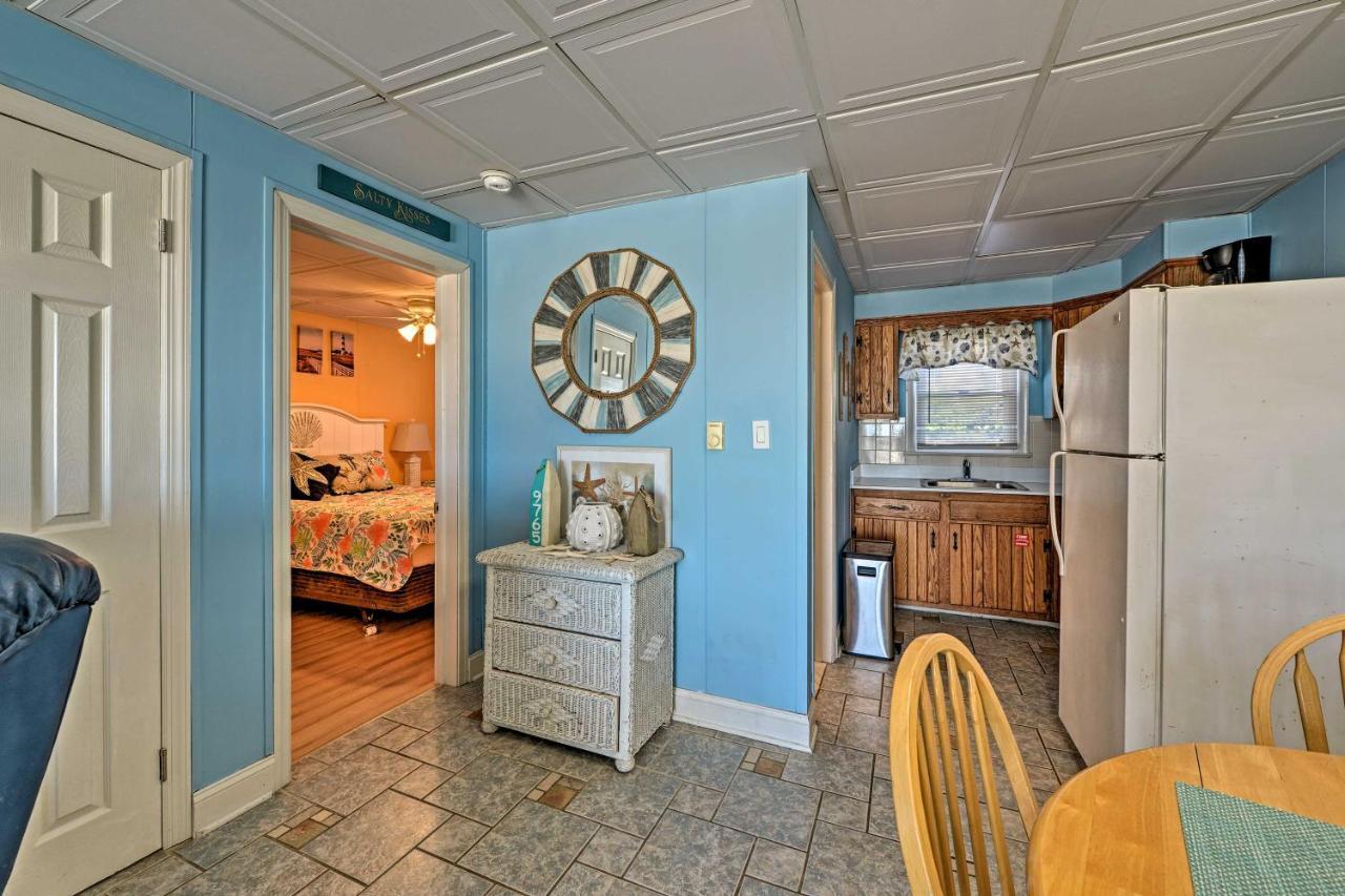 Apartment Bright Ocean Escape With Direct Access!