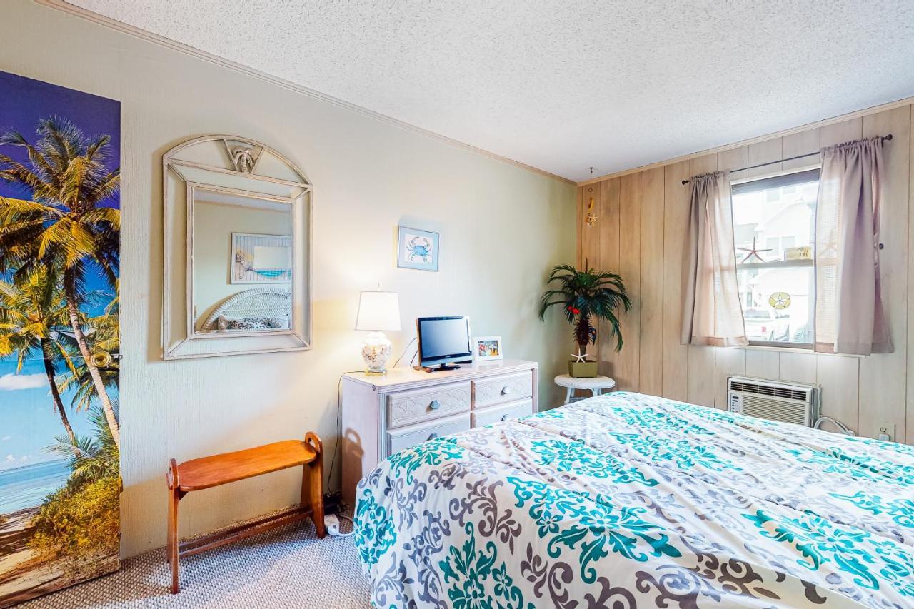 Bayshore 35 Apartment *