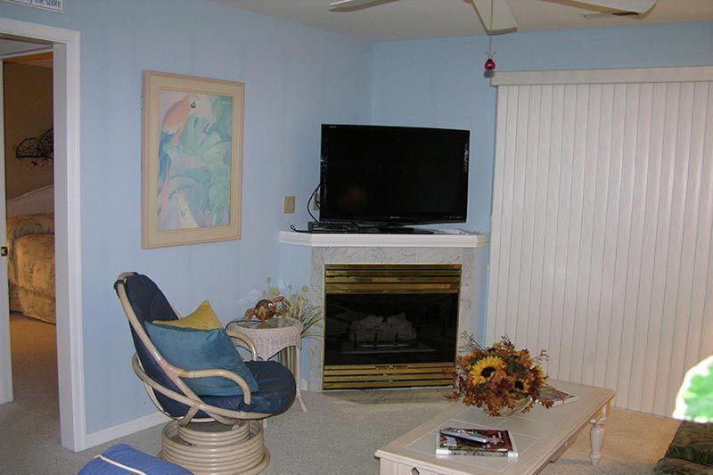 Harbour Club B16 Apartment *