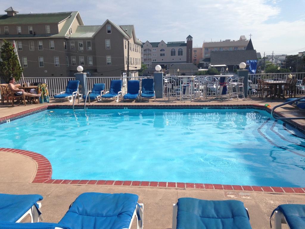 Hotel Tidelands Caribbean Boardwalk And