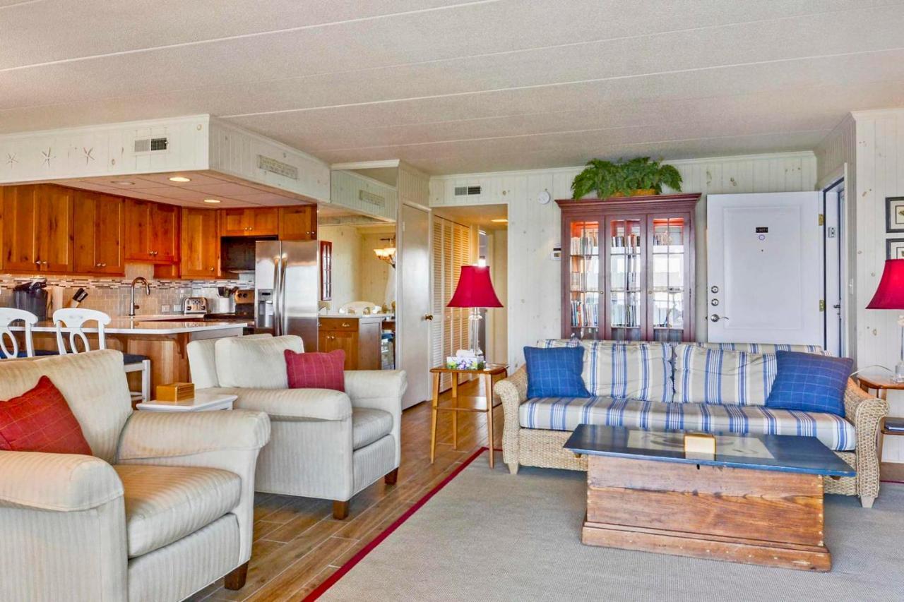 Harbour Island 307l Apartment