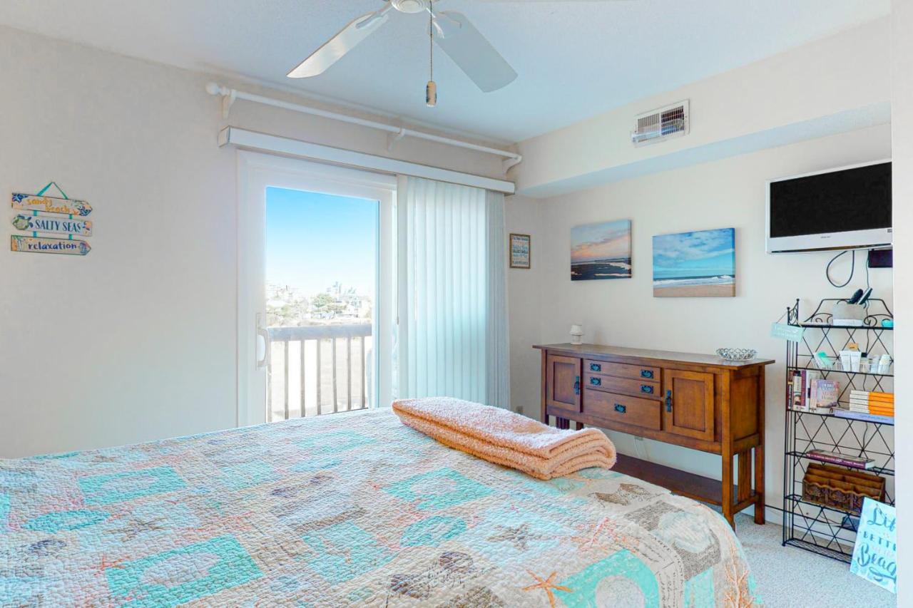 Seabay Vista 2 301 Apartment