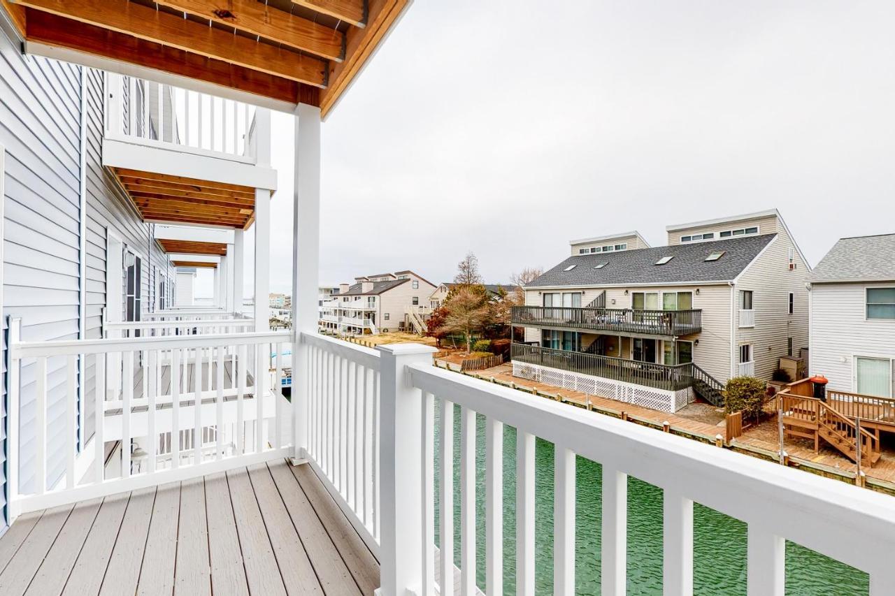 Island Cove Unit E *