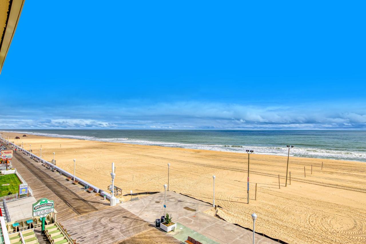 Hotel Oceanfront At Golden Beach