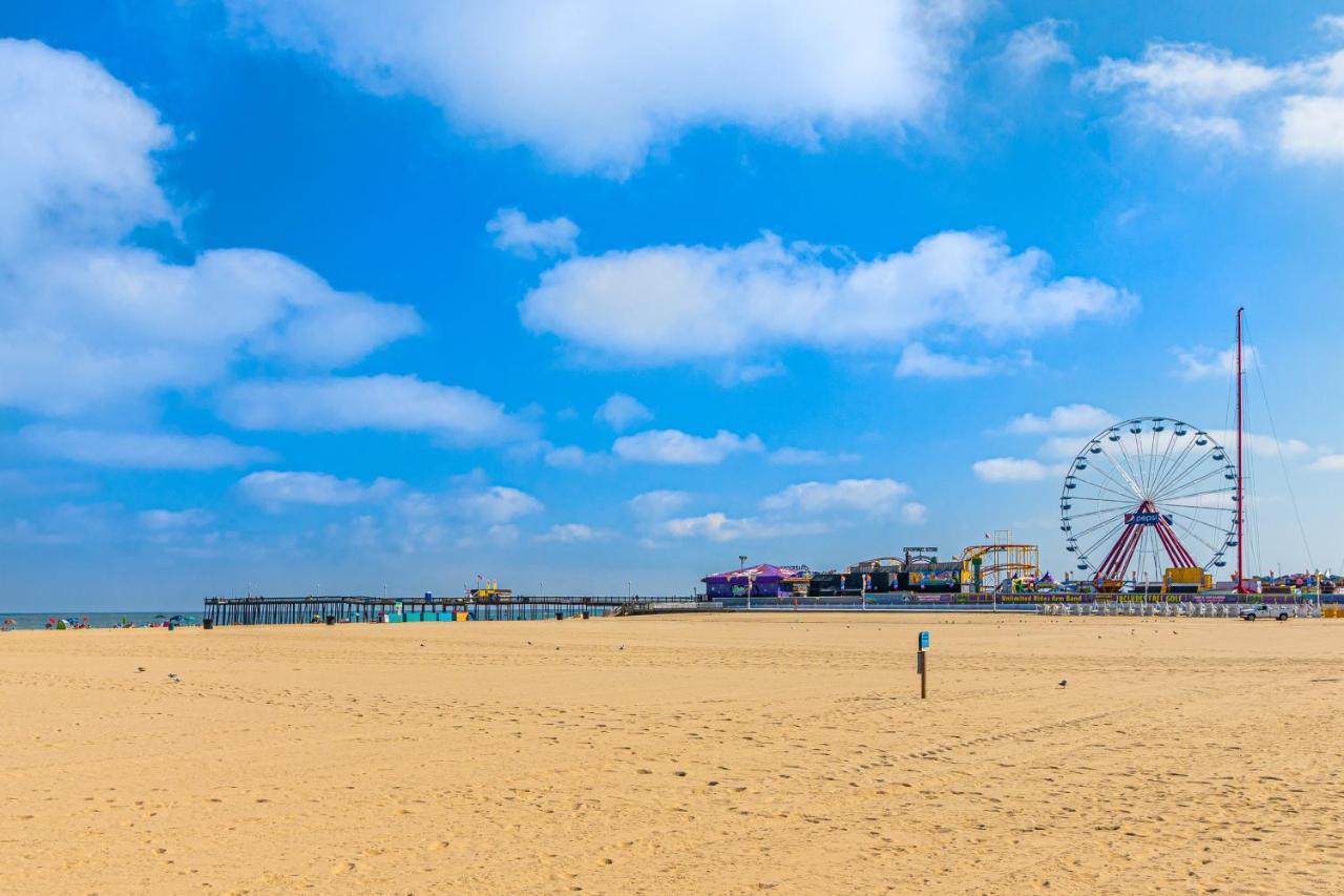 Oceanfront At Golden Beach Ocean City