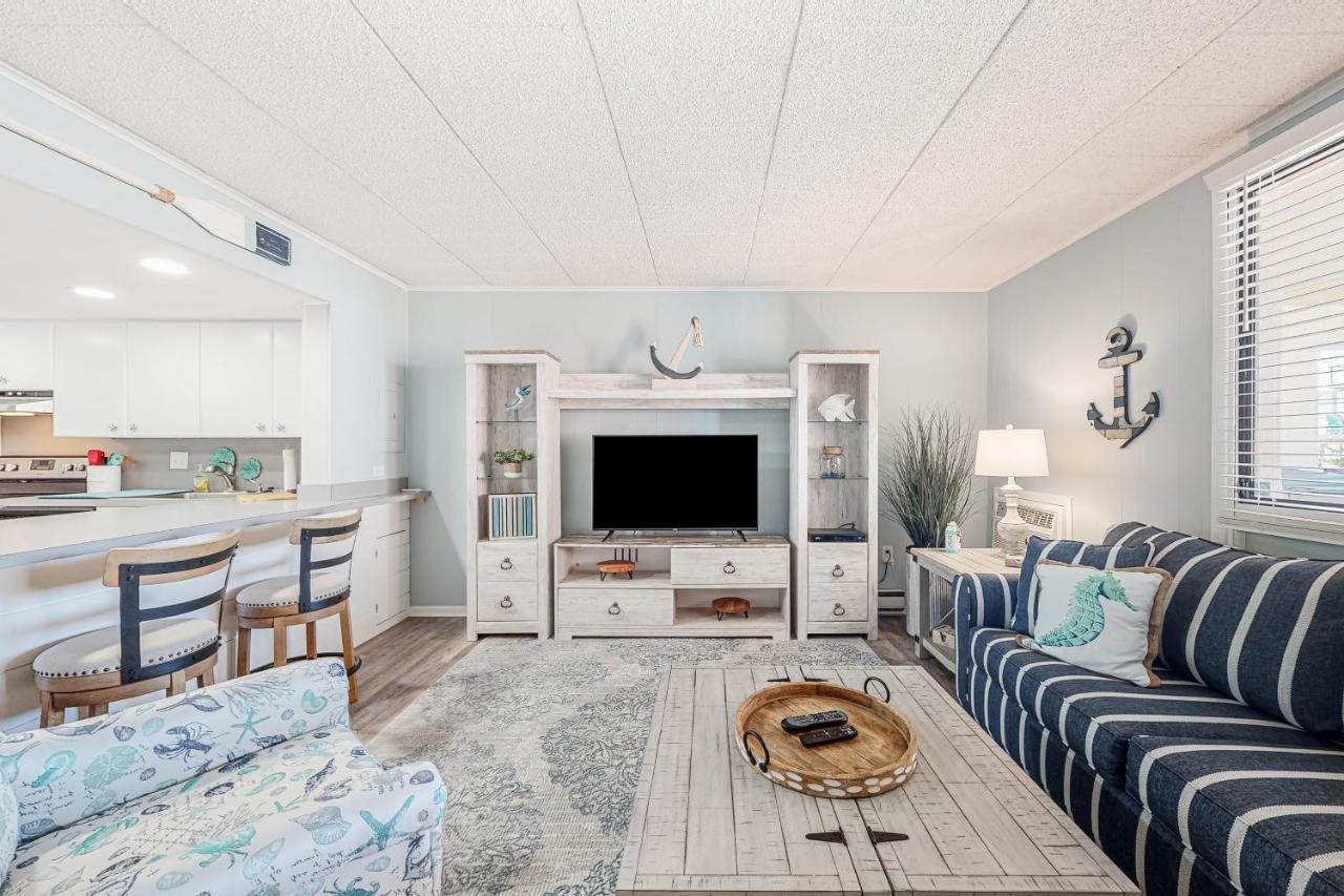 Colonial 102 Apartment Ocean City