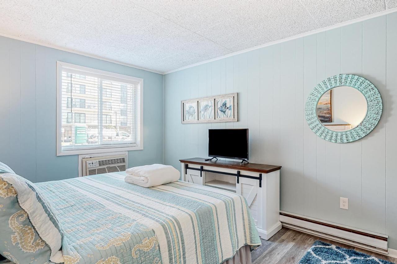 Colonial 102 Apartment Ocean City