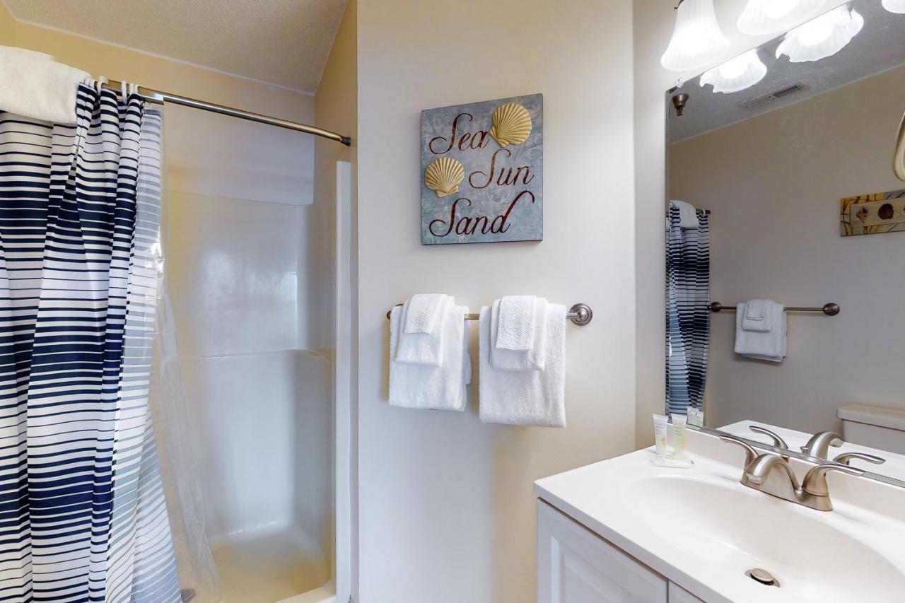 Silver Shores 302 Hotel