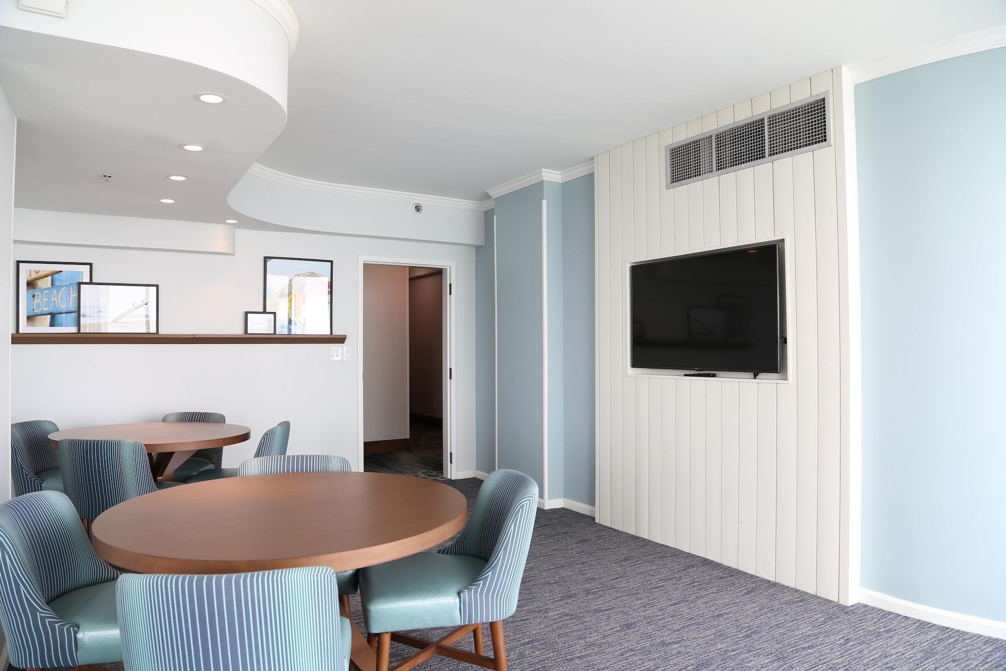 Hotel Doubletree By Hilton Ocean Oceanfront 4*