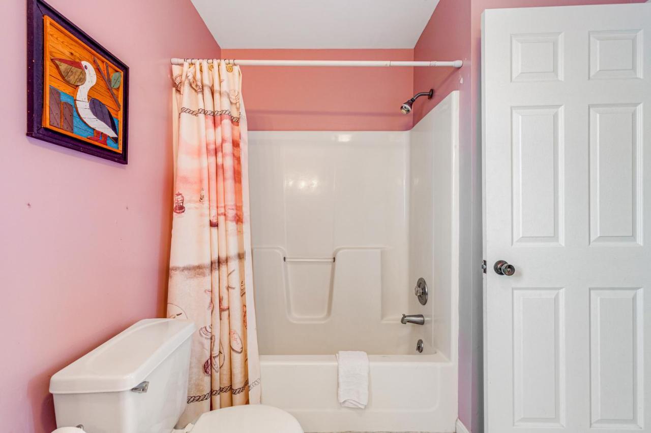 Canalside Comforts Holiday home