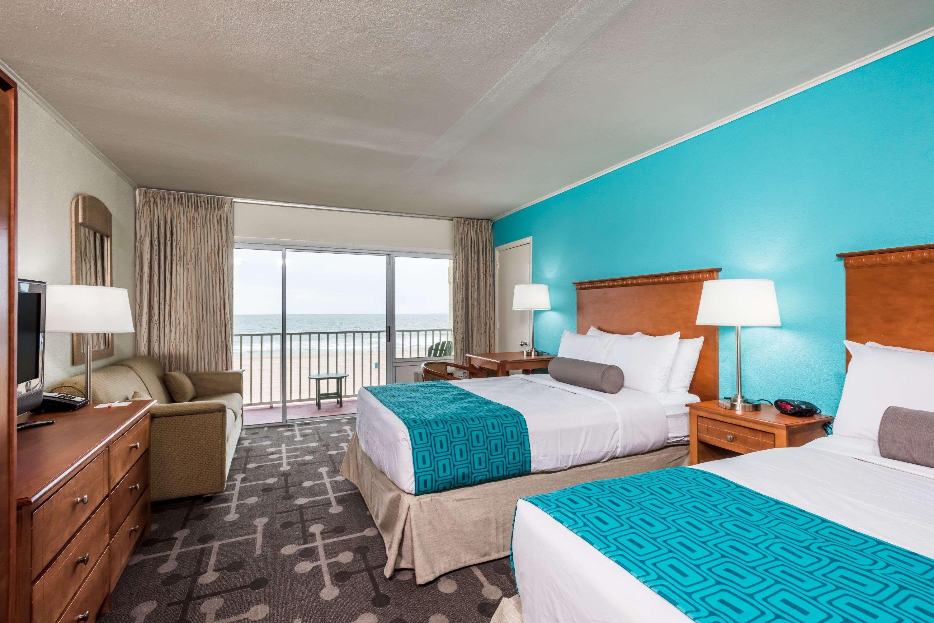 Howard Johnson By Wyndham Ocean Oceanfront 2*