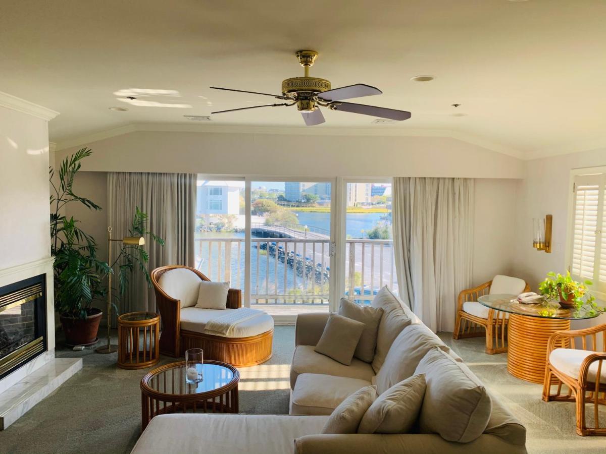 Lighthouse Club Hotel 3*
