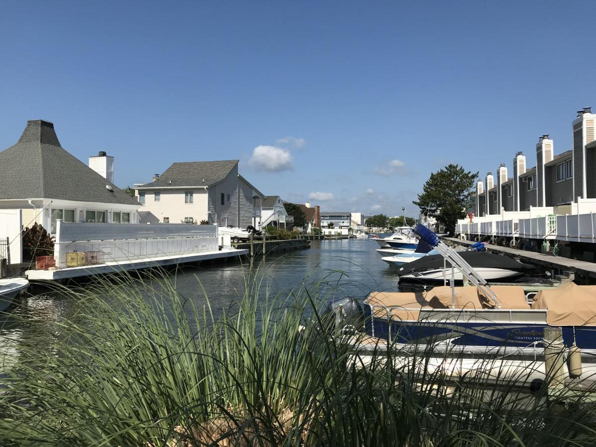 Nassau Village 60 *