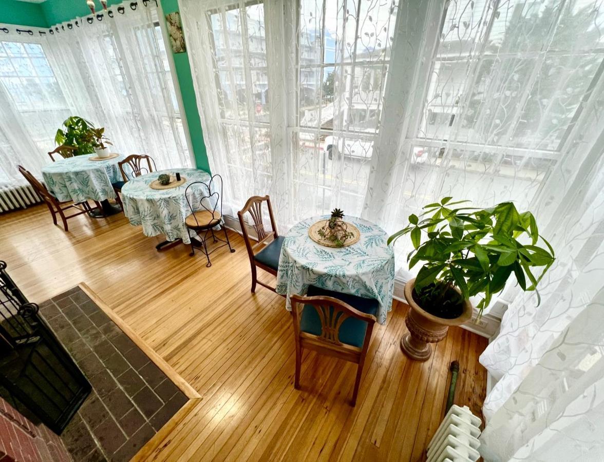 Atlantic House Bed & Breakfast 3*