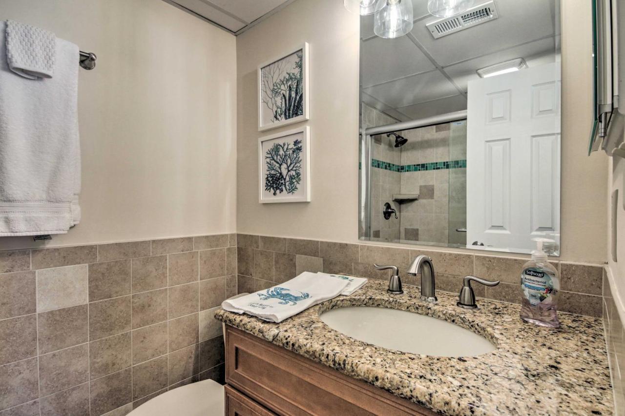 Inviting Ocean With Access! Apartment