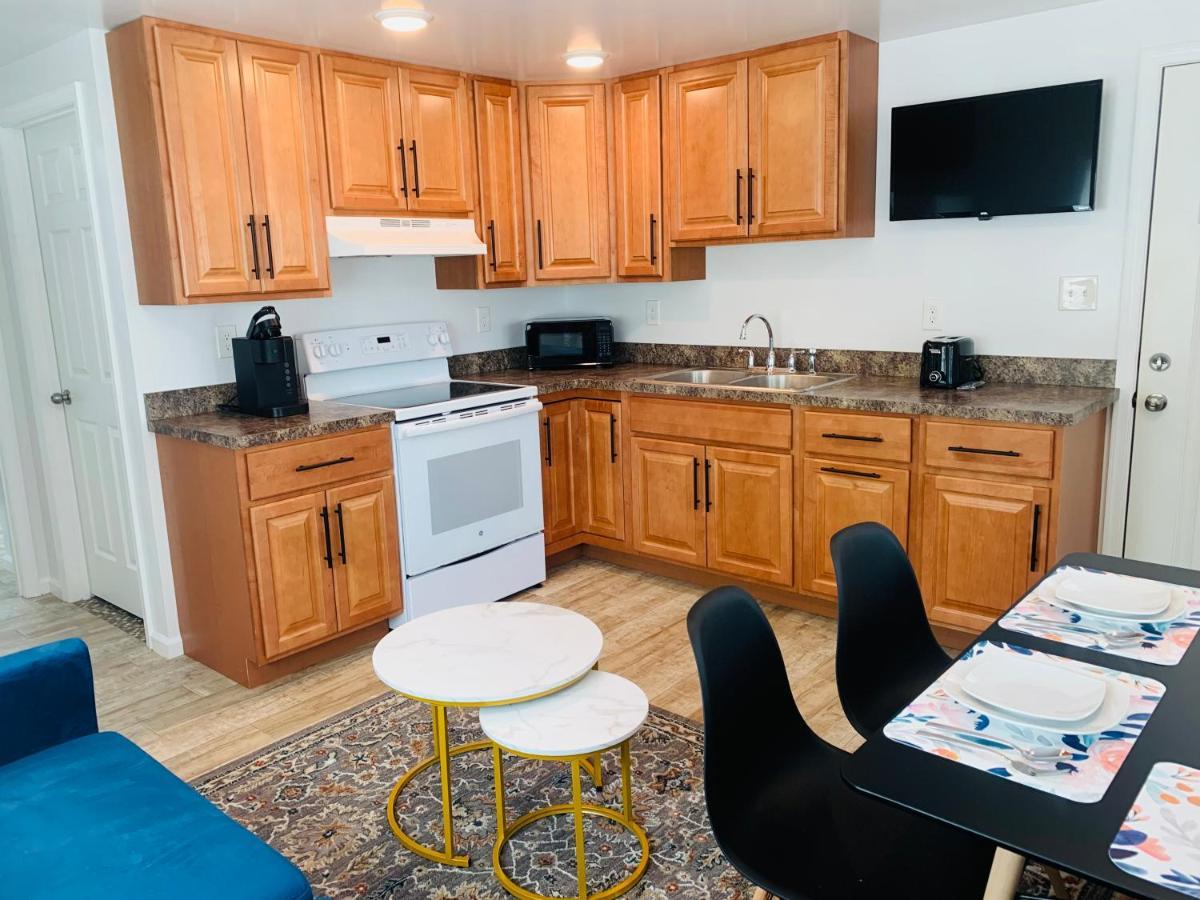 Blue Diamond 26th St Unit 1 Apartment *