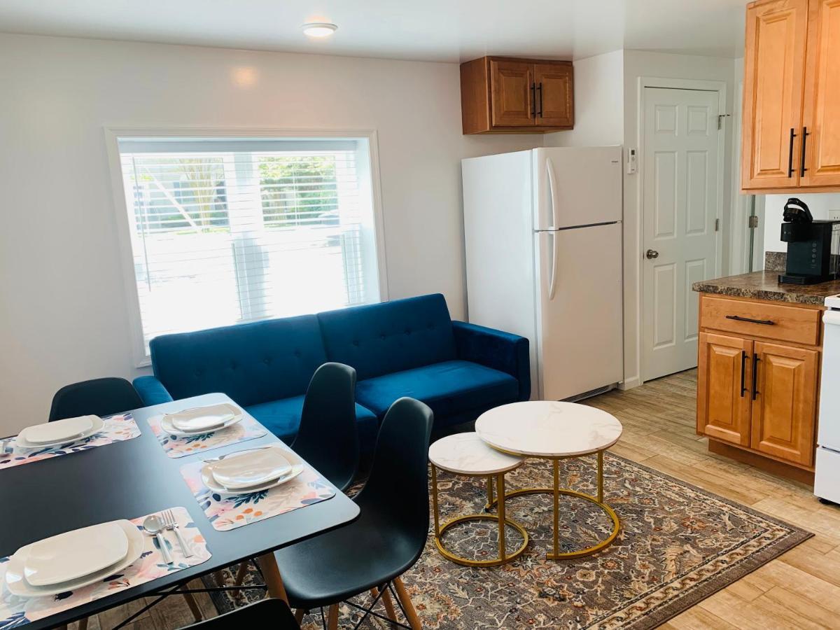 Apartment Blue Diamond 26th St Unit 1 *