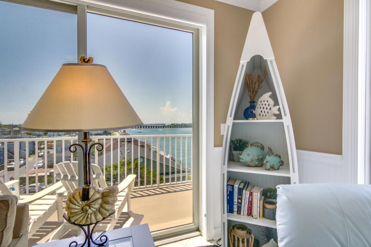 With Panoramic Views Walk To Beach Apartment *