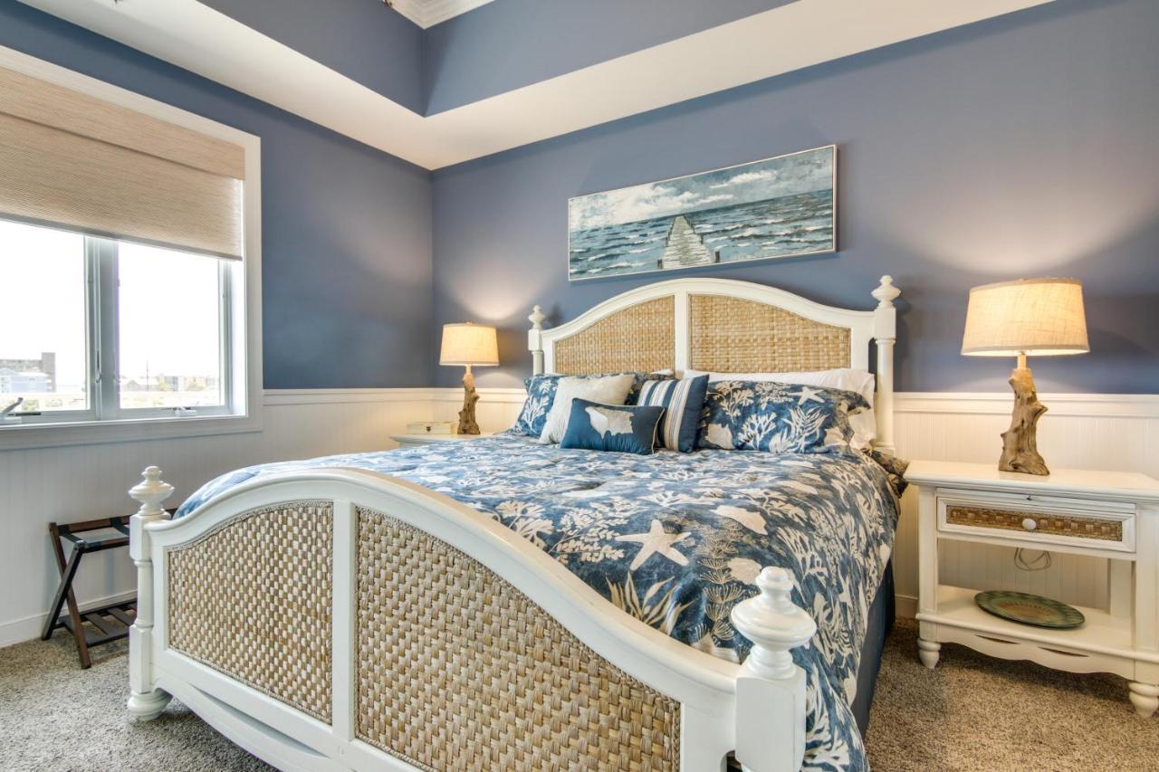 With Panoramic Views Walk To Beach