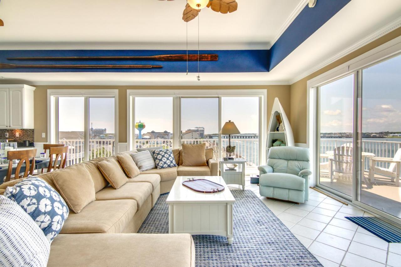 With Panoramic Views Walk To Beach Apartment
