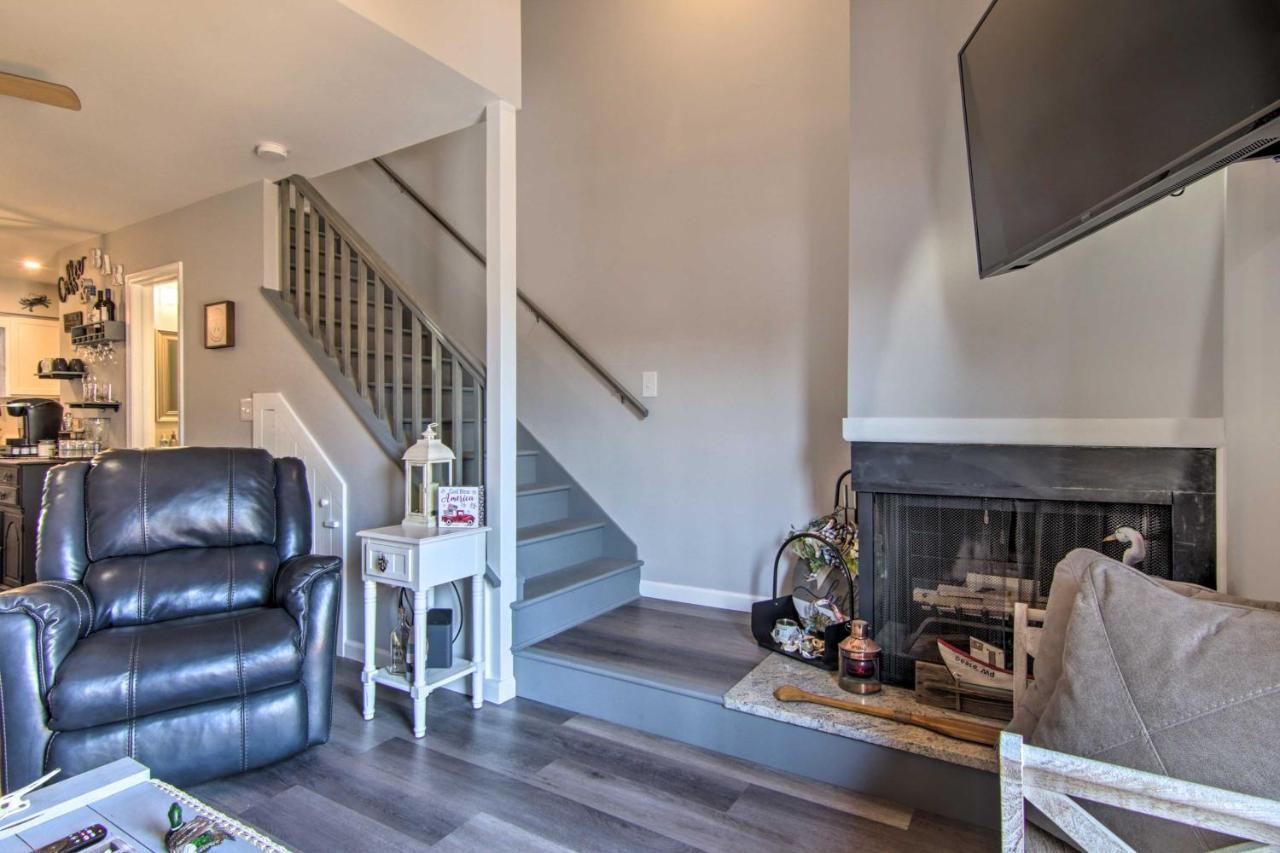 Airy Ocean On Canal Front With Deck! Apartment Ocean City