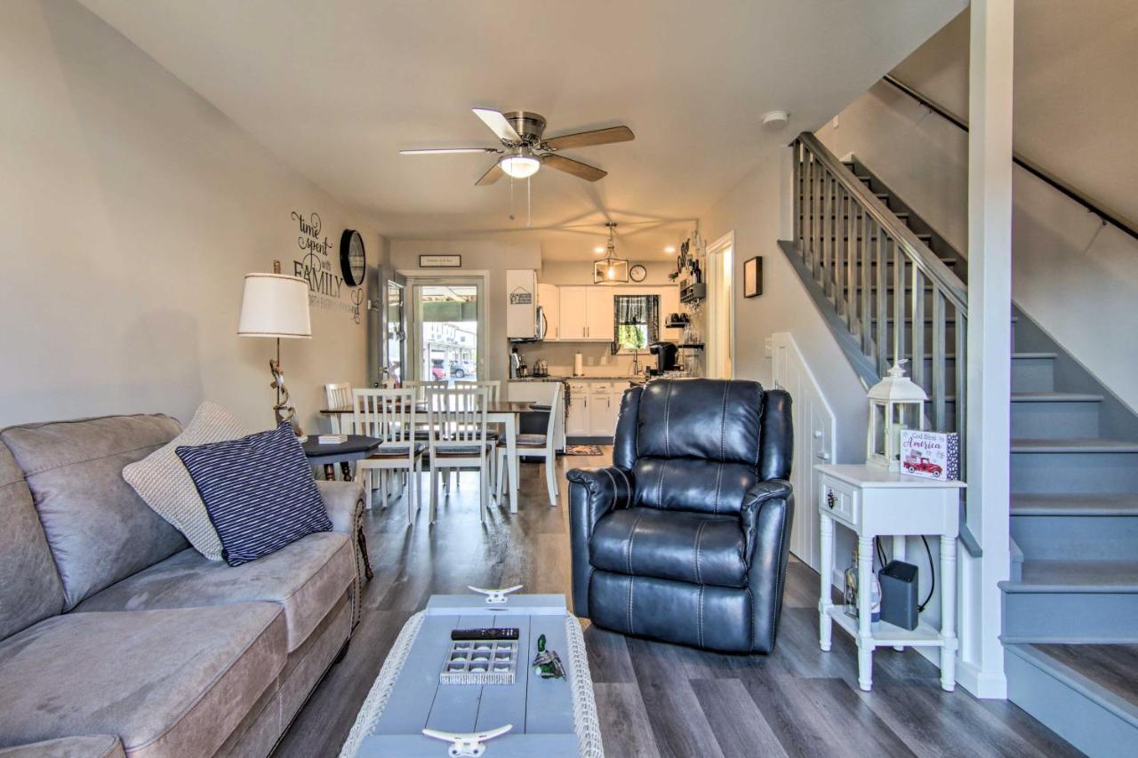 Airy Ocean On Canal Front With Deck! * Ocean City